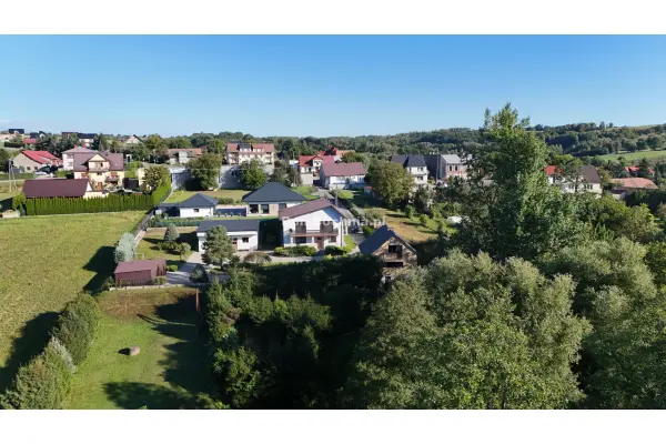 brzeski, Czchów, Tymowa, Dwupokoleniowy Dom Tymowa k. Brzeska